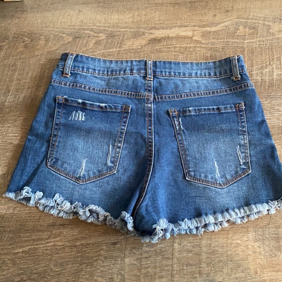 Jean shorts - Picture 3 of 3
